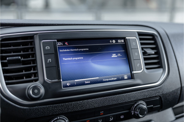Toyota ProAce 2.0 D XL L3H1 | Standkachel | Camera | CarPlay | Stoelverwarming | Trekhaak | Cruise control | DAB | Nieuwe APK