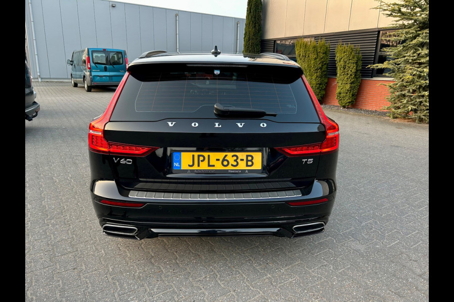 Volvo V60 2.0 T5 R-Design standkachel, camera,carplay, trekhaak