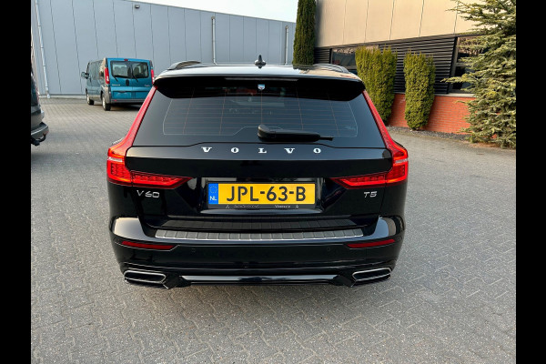 Volvo V60 2.0 T5 R-Design standkachel, camera,carplay, trekhaak