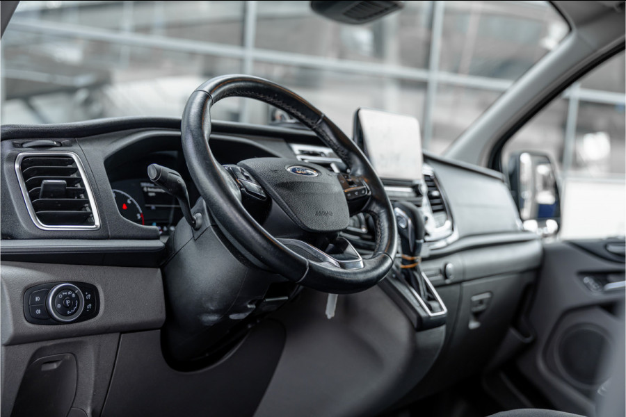 Ford Transit Custom 320 2.0 TDCI L2H1 Platinum Edition DC | Bi-Xenon | CarPlay | Camera | Navigatie | Lederen bekleding | Trekhaak | Stoelverwarming | Nieuwe APK | Orig. NL auto