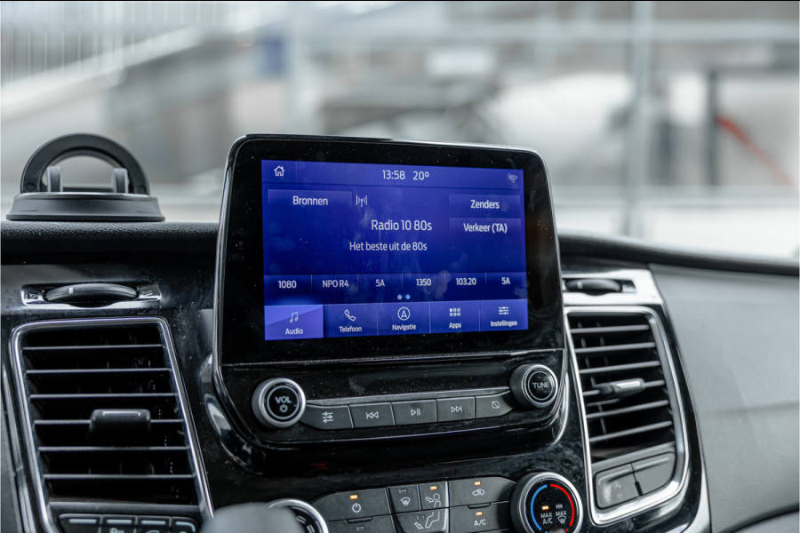Ford Transit Custom 320 2.0 TDCI L2H1 Platinum Edition DC | Bi-Xenon | CarPlay | Camera | Navigatie | Lederen bekleding | Trekhaak | Stoelverwarming | Nieuwe APK | Orig. NL auto