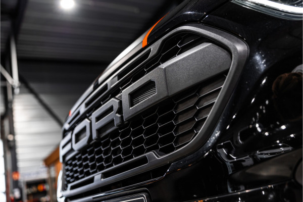 Ford Transit Custom 320 2.0 TDCI L2H1 Platinum Edition DC | Bi-Xenon | CarPlay | Camera | Navigatie | Lederen bekleding | Trekhaak | Stoelverwarming | Nieuwe APK | Orig. NL auto