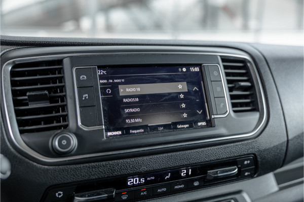 Opel Vivaro 2.0 CDTI L3H1 XL Edition | Automaat | CarPlay | Camera | Stoelverwarming | Trekhaak | F1 Flippers | Cruise control | Bedrijfswageninrichting | 3-Zitter | Nieuwe APK