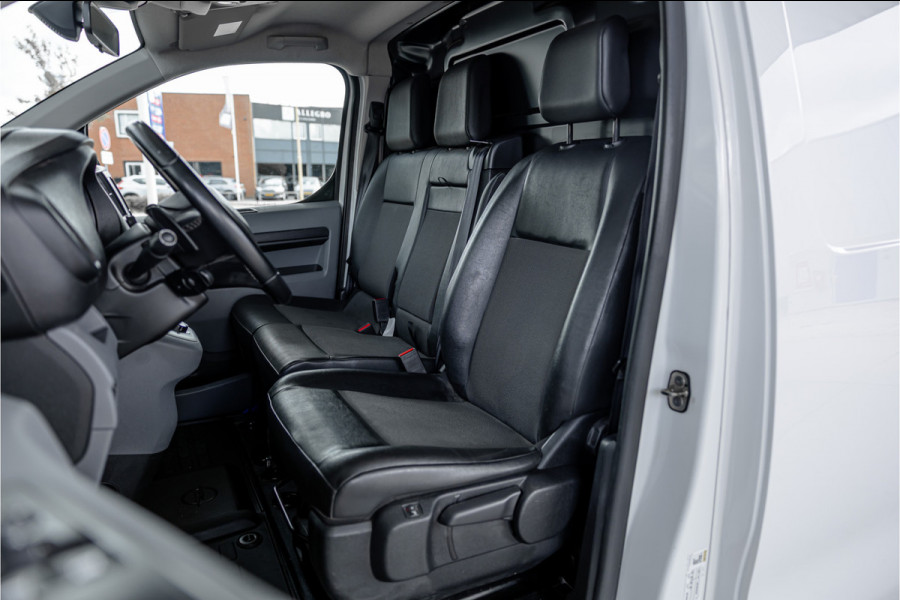 Opel Vivaro 2.0 CDTI L3H1 XL Edition | Automaat | CarPlay | Camera | Stoelverwarming | Trekhaak | F1 Flippers | Cruise control | Bedrijfswageninrichting | 3-Zitter | Nieuwe APK