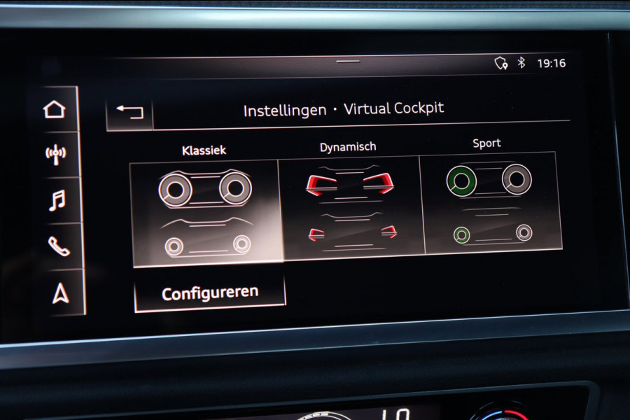 Audi Q3 40 TFSI Quattro 3x S-Line / PANO / VIRTUAL / ACC / CAMERA / DODEHOEK / 19'