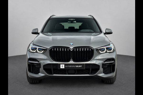 BMW X5 XDrive45e M-Sport | Grigio Telesto | Pano | Laser | Trekhaak | Softclose | Stoelventilatie | Entertainment achter