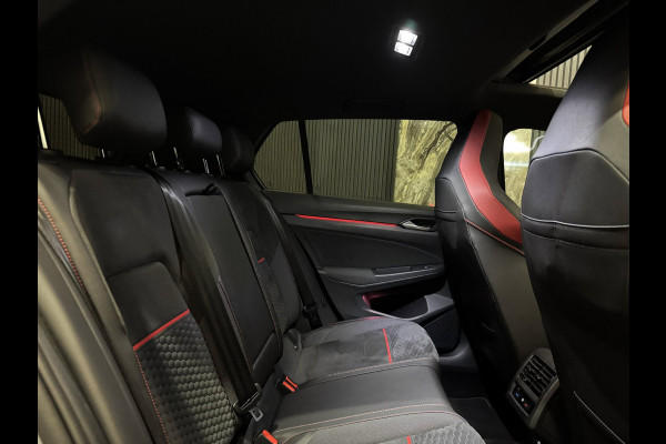 Volkswagen Golf 2.0 TSI GTI Clubsport|PANO|NÜRBURGRING|SFEER|BLINDSPOT|BOMVOL!
