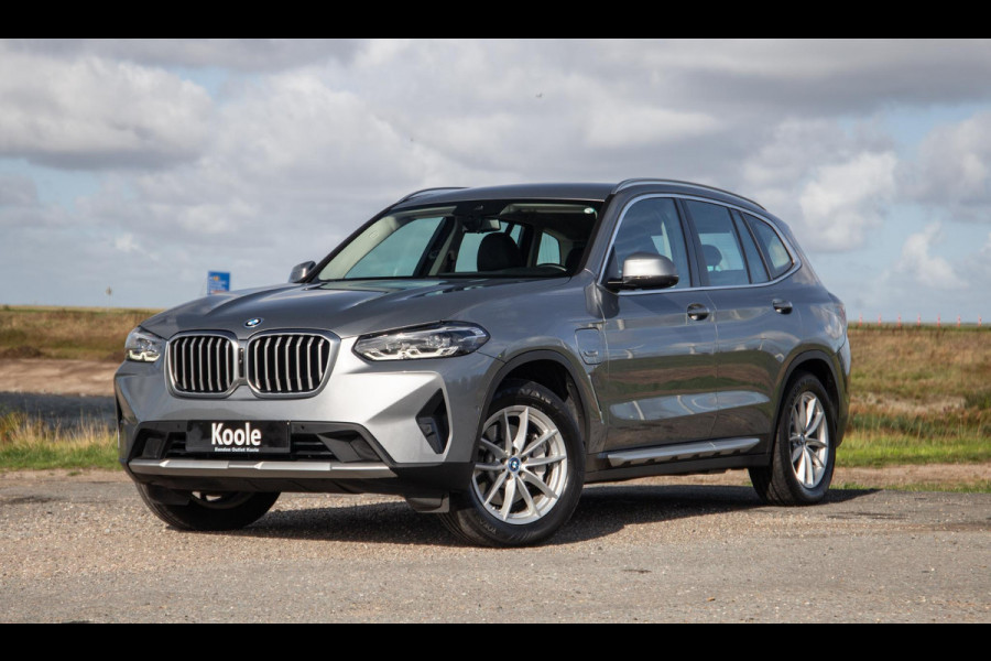 BMW X3 xDrive30e High Executive CARPLAY / 360 CAMERA / STOELVERWARMING / PERFECT ONDERHOUDEN
