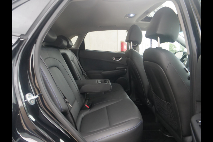 Hyundai Kona EV Premium Sky 64 kWh | schuifdak | leder | krell sound | slechts 36.000km..
