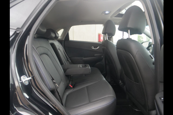 Hyundai Kona EV Premium Sky 64 kWh | schuifdak | leder | krell sound | slechts 36.000km..