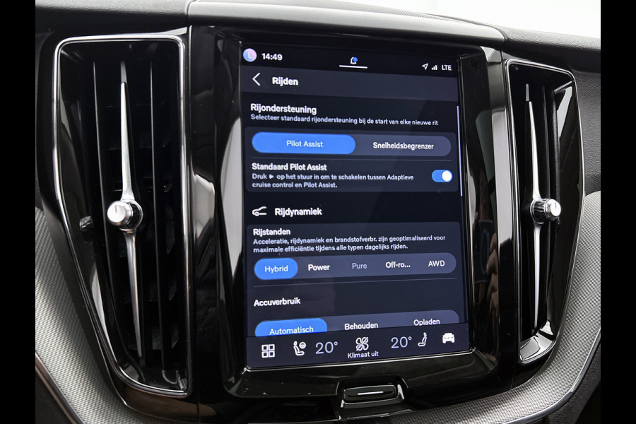 Volvo XC60 2.0 T6 Plug-in LongRange AWD Plus Bright / Panoramadak / Pdc+Camera / NL.Auto / Stoel-Stuurverwarming / Apk 02-2027