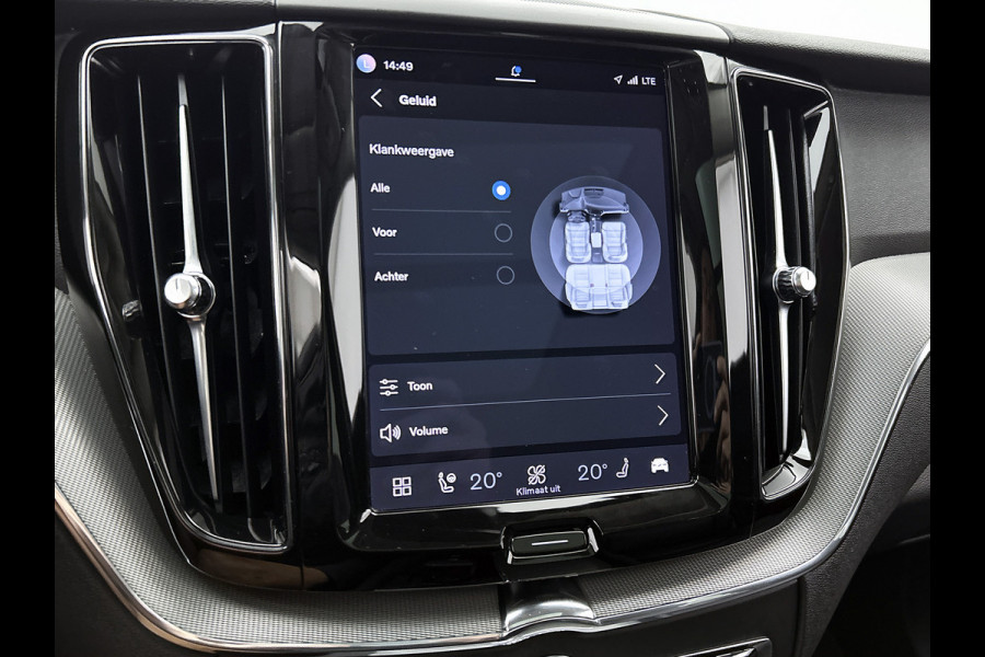 Volvo XC60 2.0 T6 Plug-in LongRange AWD Plus Bright / Panoramadak / Pdc+Camera / NL.Auto / Stoel-Stuurverwarming / Apk 02-2027