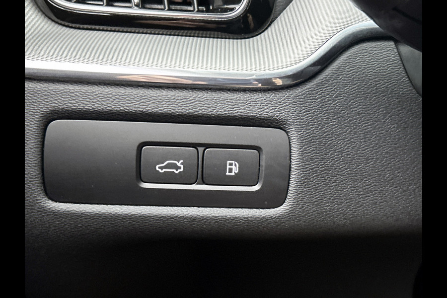 Volvo XC60 2.0 T6 Plug-in LongRange AWD Plus Bright / Panoramadak / Pdc+Camera / NL.Auto / Stoel-Stuurverwarming / Apk 02-2027