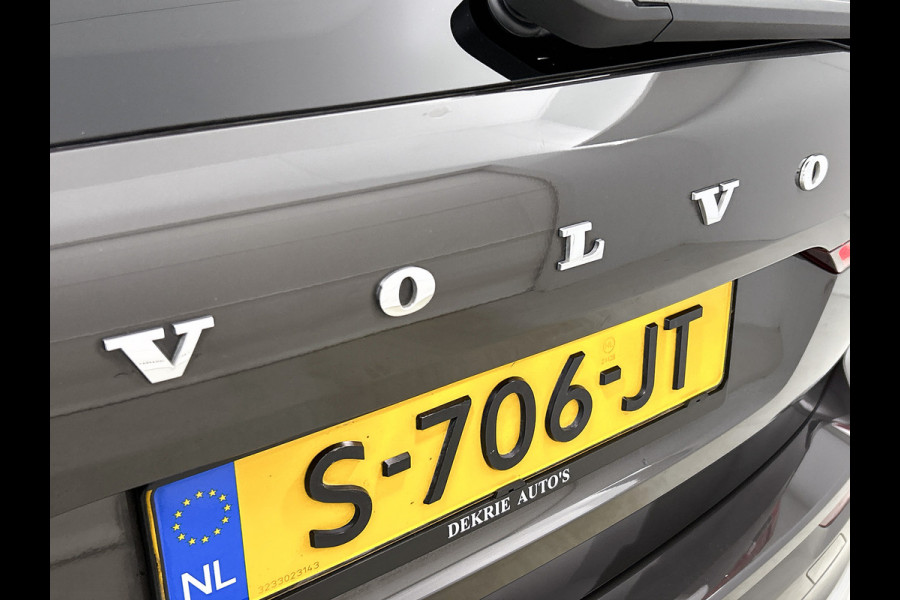 Volvo XC60 2.0 T6 Plug-in LongRange AWD Plus Bright / Panoramadak / Pdc+Camera / NL.Auto / Stoel-Stuurverwarming / Apk 02-2027