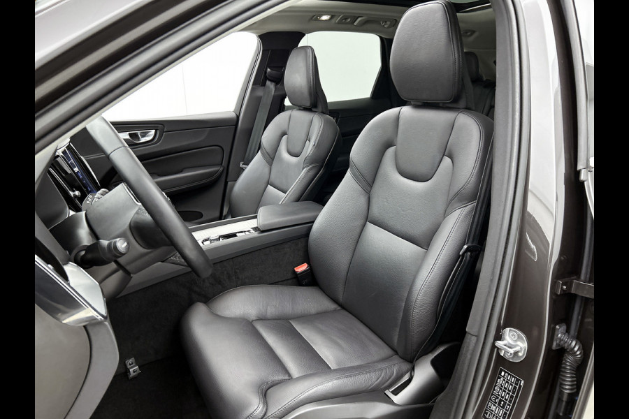 Volvo XC60 2.0 T6 Plug-in LongRange AWD Plus Bright / Panoramadak / Pdc+Camera / NL.Auto / Stoel-Stuurverwarming / Apk 02-2027