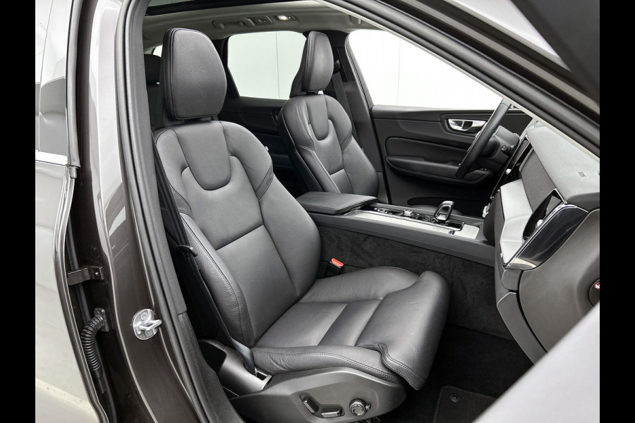 Volvo XC60 2.0 T6 Plug-in LongRange AWD Plus Bright / Panoramadak / Pdc+Camera / NL.Auto / Stoel-Stuurverwarming / Apk 02-2027