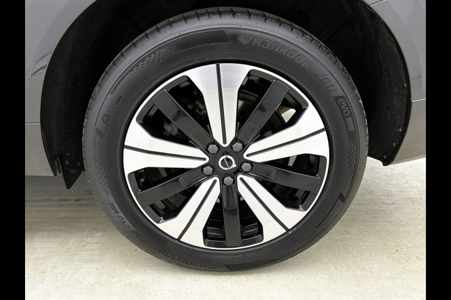 Volvo XC60 2.0 T6 Plug-in LongRange AWD Plus Bright / Panoramadak / Pdc+Camera / NL.Auto / Stoel-Stuurverwarming / Apk 02-2027