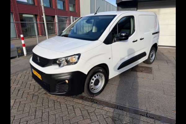 Peugeot Partner 1.5 BlueHDI Premium AIRCO I APPLE CARPLAY I 2 SCHUIFDEUREN I AUOMAAT I 1e EIGENAAR I VOLLEDIGE ONDERHOUDSHISTORIE VOOR 250 EURO EXTRA MET IMPERIAAL