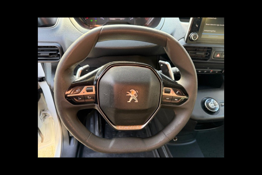 Peugeot Partner 1.5 BlueHDI Premium AIRCO I APPLE CARPLAY I 2 SCHUIFDEUREN I AUOMAAT I 1e EIGENAAR I VOLLEDIGE ONDERHOUDSHISTORIE VOOR 250 EURO EXTRA MET IMPERIAAL