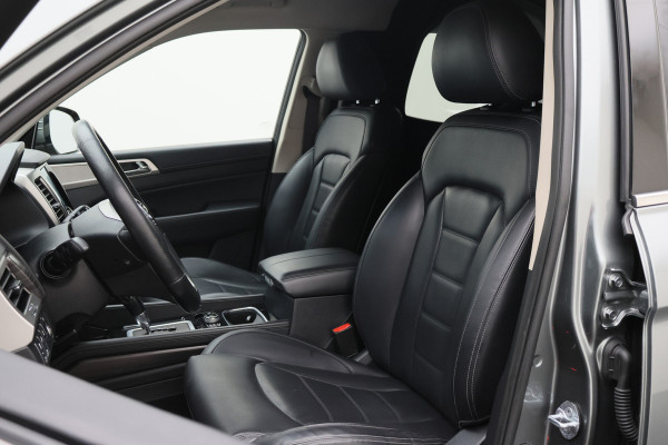 SsangYong Rexton 2.2 e-XDi Quartz Camera, Trekhaak 3500KG, Apple CarPlay, Cruise, Leer, PDC, 18"