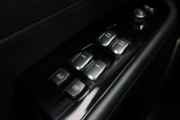 SsangYong Rexton 2.2 e-XDi Quartz Camera, Trekhaak 3500KG, Apple CarPlay, Cruise, Leer, PDC, 18"
