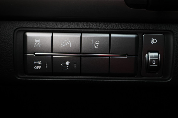 SsangYong Rexton 2.2 e-XDi Quartz Camera, Trekhaak 3500KG, Apple CarPlay, Cruise, Leer, PDC, 18"
