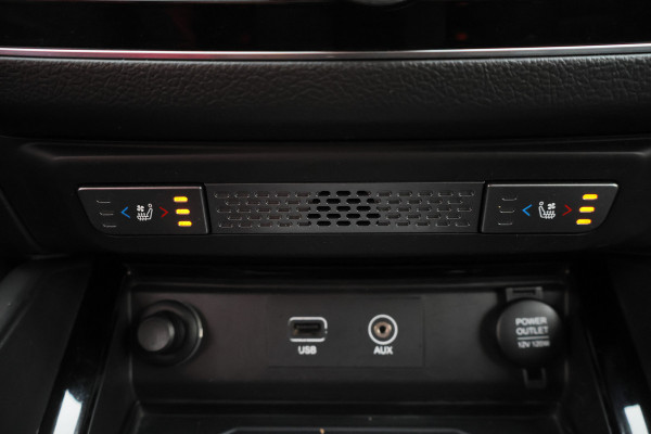SsangYong Rexton 2.2 e-XDi Quartz Camera, Trekhaak 3500KG, Apple CarPlay, Cruise, Leer, PDC, 18"