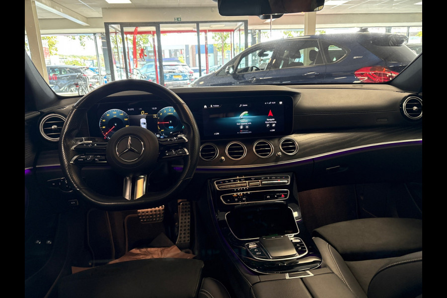 Mercedes-Benz E-Klasse Estate 300 e AMG Line / Panoramadak / Wide screen / Face lift / Trekhaak / Navigatie / Camera