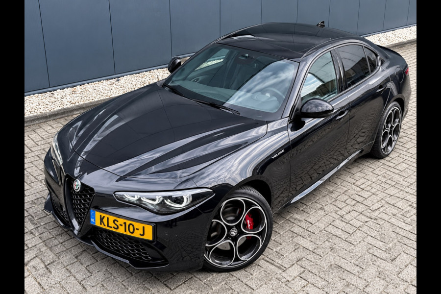 Alfa Romeo Giulia 2.0 T GME AWD Veloce | 19" Velgen | Camera | Navigatie | Stoelverwarming | Apple Carplay/Android Auto | Leder