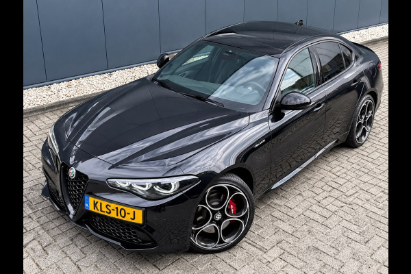 Alfa Romeo Giulia 2.0 T GME AWD Veloce | 19" Velgen | Camera | Navigatie | Stoelverwarming | Apple Carplay/Android Auto | Leder