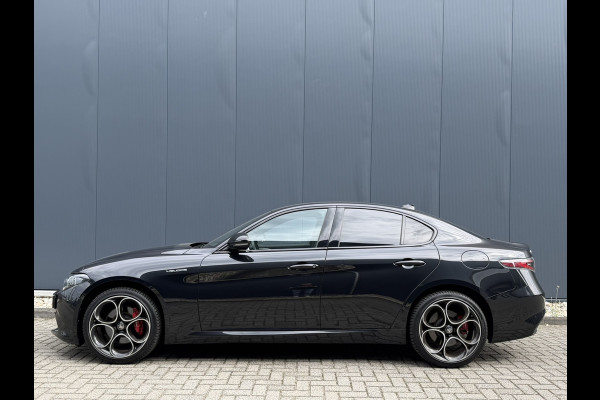 Alfa Romeo Giulia 2.0 T GME AWD Veloce | 19" Velgen | Camera | Navigatie | Stoelverwarming | Apple Carplay/Android Auto | Leder