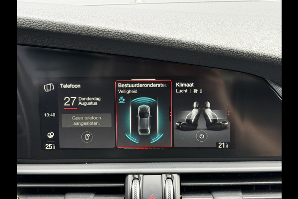Alfa Romeo Giulia 2.0 T GME AWD Veloce | 19" Velgen | Camera | Navigatie | Stoelverwarming | Apple Carplay/Android Auto | Leder