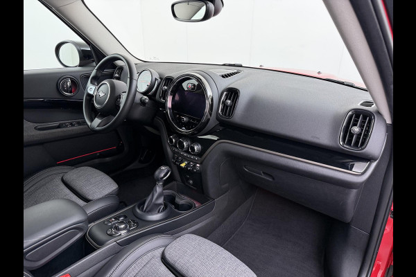 MINI Countryman 1.5 Cooper S E ALL4 RIJKLAARPRIJS INC. 12 MND BOVAG GARANTIE | SPORTSTOELEN | AFN. TREKHAAK | 4X4 | STOELVERWARMING|