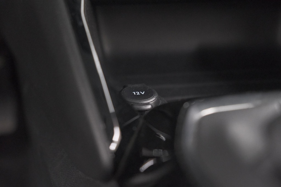 Peugeot 208 PureTech 100 Allure Pack | Parkeersensoren | Apple Carplay | Stoelverwarming