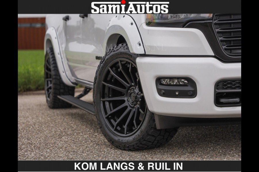 Dodge Ram HUD | 420PK | LUCHTVERING | PANO | PASSAGIERSSCHERM | BOM EN BOM VOL | Comfortabele Dubbele Cabine met Royale 5 Zitplaatsen | DODGE RAM PREMIUM LARAMIE EDITION | Voorraad Nr 2230 - 8765 | De specialist in Amerikaanse pick‑ups in Nederland en Europa.