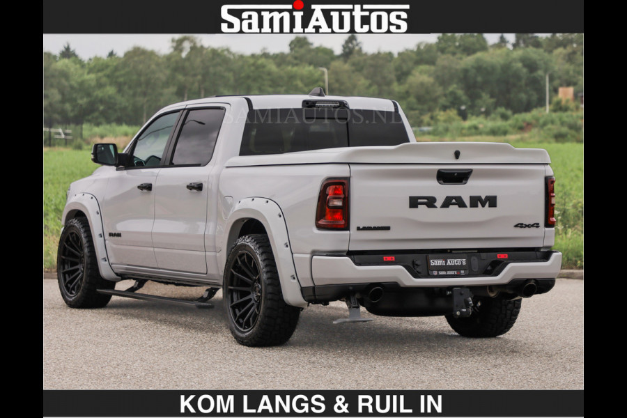Dodge Ram HUD | 420PK | LUCHTVERING | PANO | PASSAGIERSSCHERM | BOM EN BOM VOL | Comfortabele Dubbele Cabine met Royale 5 Zitplaatsen | DODGE RAM PREMIUM LARAMIE EDITION | Voorraad Nr 2230 - 8765 | De specialist in Amerikaanse pick‑ups in Nederland en Europa.
