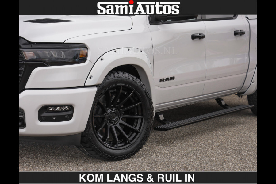 Dodge Ram HUD | 420PK | LUCHTVERING | PANO | PASSAGIERSSCHERM | BOM EN BOM VOL | Comfortabele Dubbele Cabine met Royale 5 Zitplaatsen | DODGE RAM PREMIUM LARAMIE EDITION | Voorraad Nr 2230 - 8765 | De specialist in Amerikaanse pick‑ups in Nederland en Europa.