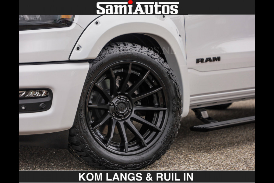Dodge Ram HUD | 420PK | LUCHTVERING | PANO | PASSAGIERSSCHERM | BOM EN BOM VOL | Comfortabele Dubbele Cabine met Royale 5 Zitplaatsen | DODGE RAM PREMIUM LARAMIE EDITION | Voorraad Nr 2230 - 8765 | De specialist in Amerikaanse pick‑ups in Nederland en Europa.