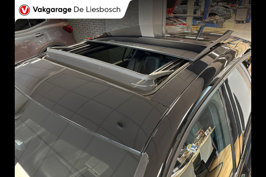 Peugeot 308 1.6 Plug-in Hybrid 180 GT-line/pano/navi/memory/apple/camera/boeken
