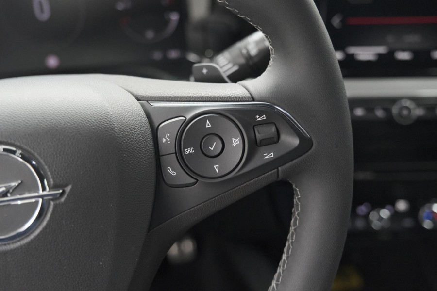 Opel Mokka 130 Turbo AT8 Ultimate | Camera | Dodehoekdetectie | Massage | Adaptieve Cruise Control