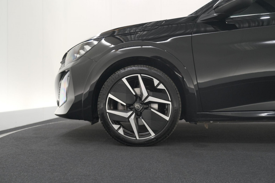 Peugeot 208 1.2 Hybrid 145 e-DCS6 GT | Alcantara Pakket | Camera | Apple Carplay | Stoelverwarming