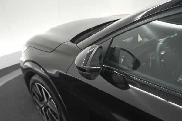 Peugeot 208 1.2 Hybrid 145 e-DCS6 GT | Alcantara Pakket | Camera | Apple Carplay | Stoelverwarming