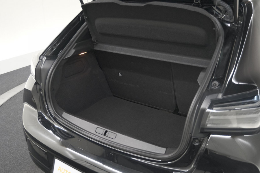 Peugeot 208 1.2 Hybrid 145 e-DCS6 GT | Alcantara Pakket | Camera | Apple Carplay | Stoelverwarming