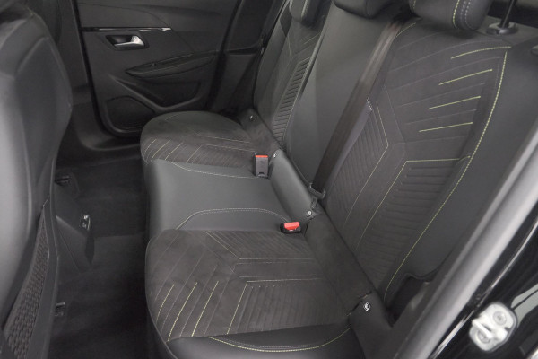 Peugeot 208 1.2 Hybrid 145 e-DCS6 GT | Alcantara Pakket | Camera | Apple Carplay | Stoelverwarming