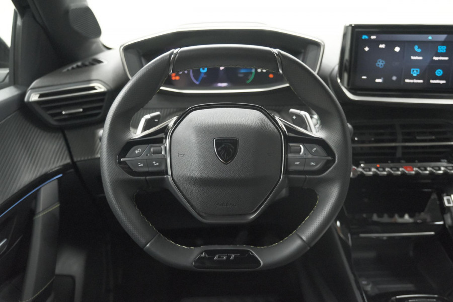 Peugeot 208 1.2 Hybrid 145 e-DCS6 GT | Alcantara Pakket | Camera | Apple Carplay | Stoelverwarming