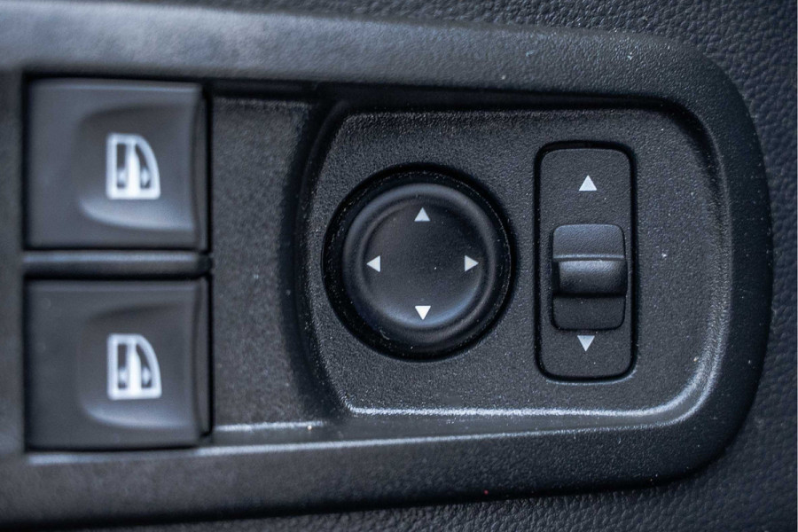 Renault Master 2.3dCi | Bakwagen met Laadklep | LED | Carplay | Camera | Cruise