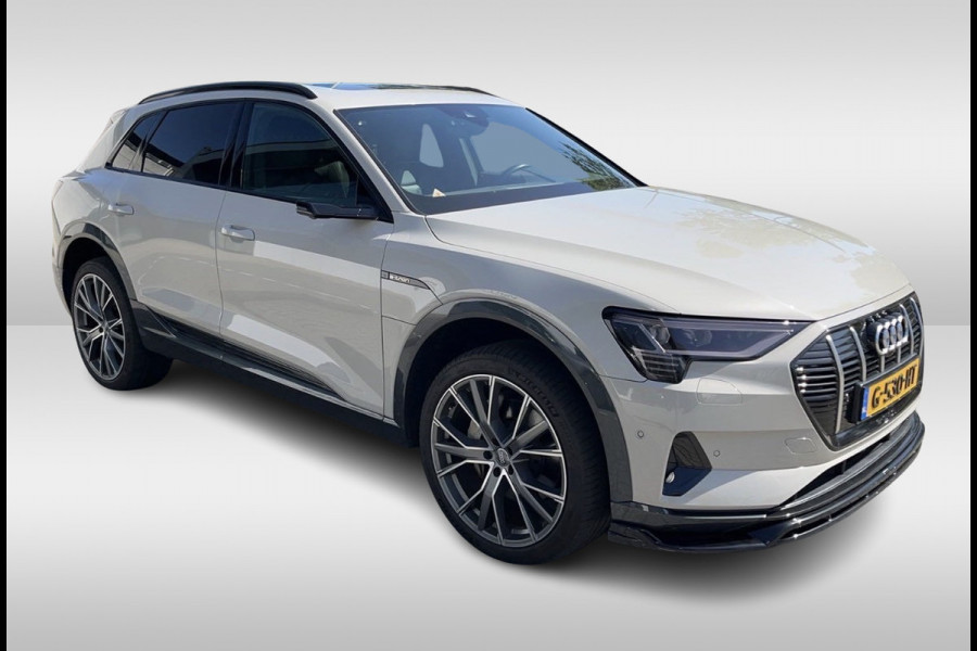 Audi e-tron e-tron 55 quattro advanced 95 kWh / SoH 92,3% / Trekhaak / Panoramadak / 360Camera / Keyless / 21'' / Matrix LED / B&O / CarPlay / Dodehoek / DAB / ACC