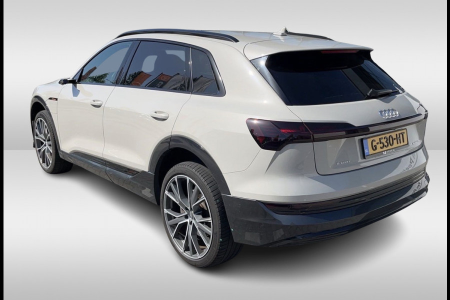 Audi e-tron e-tron 55 quattro advanced 95 kWh / SoH 92,3% / Trekhaak / Panoramadak / 360Camera / Keyless / 21'' / Matrix LED / B&O / CarPlay / Dodehoek / DAB / ACC