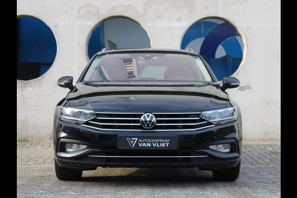 Volkswagen Passat Variant 1.5 TSI Business | PANORAMISCH SCHUIFDAK | WINTER PAKKET | APPLE CARPLAY | TREKHAAK |