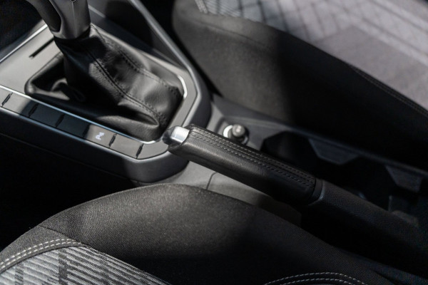 Volkswagen Taigo 1.5 TSI R-Line IQ DSG PANO PDC